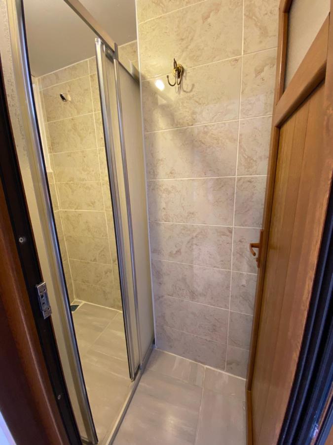 Taksim Wooden House Hostel Istanbul Bagian luar foto